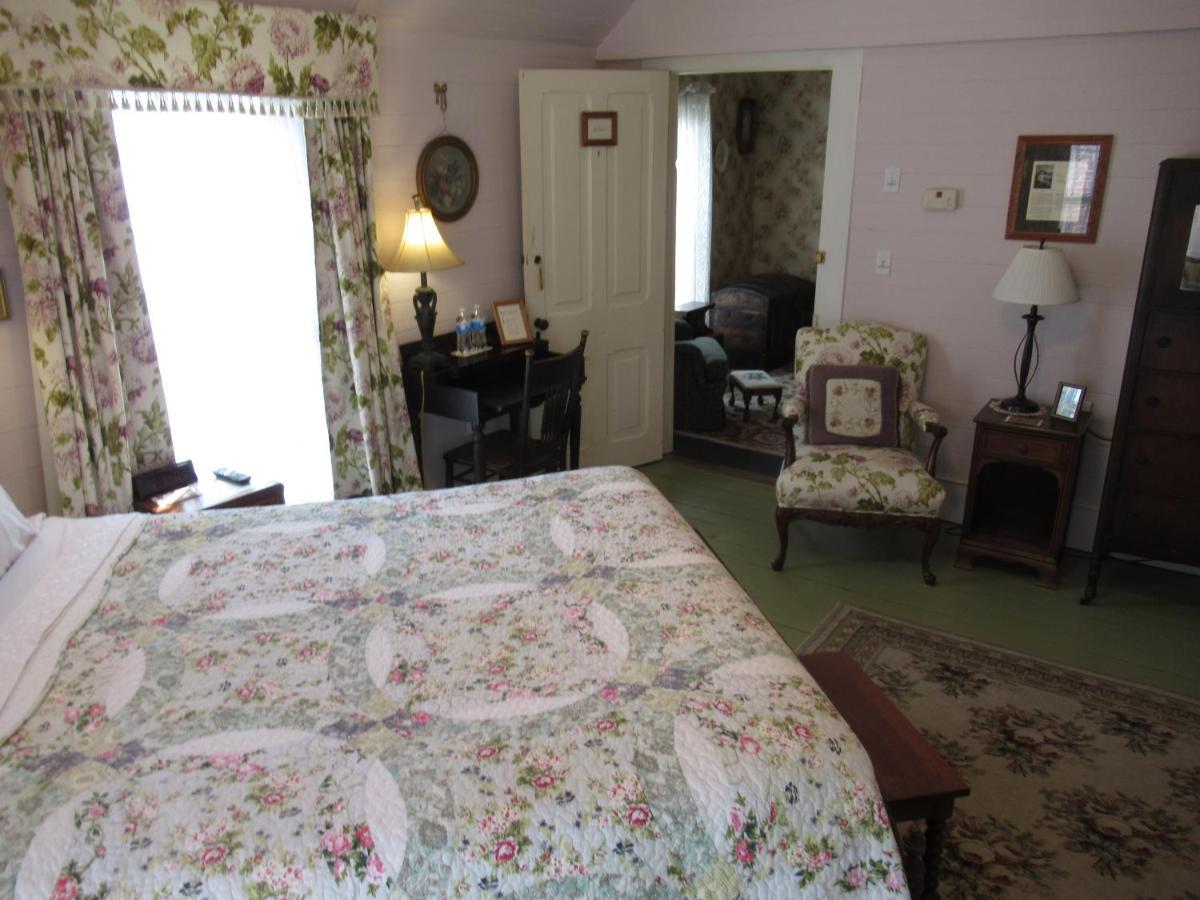 Carrier Houses Bed & Breakfast Rutherfordton Exterior foto